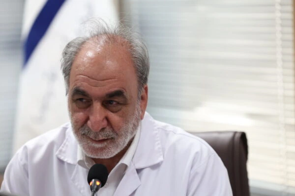 بازدید ریاست محترم سازمان غذا و دارو از شرکت داروسازی ریحانه